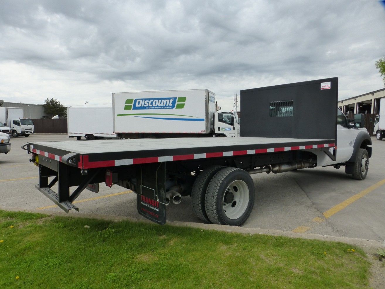 Plateforme 16' Sur Ford F550 | Transit