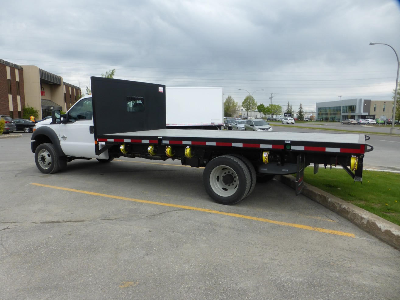 16 Flatbed On Ford F550 Transit